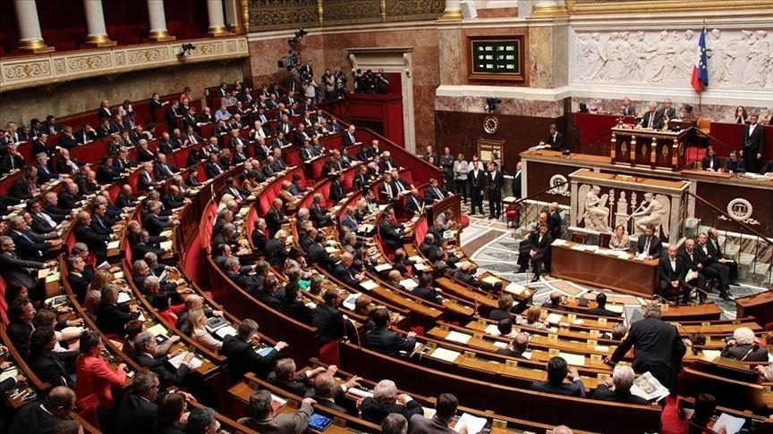 France : L’Assemblée nationale avance sur l’enquête des liens politiques-terroristes