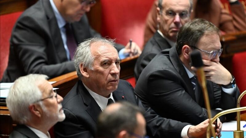 France : Le Parti Socialiste annonce une motion de censure contre le gouvernement Bayrou