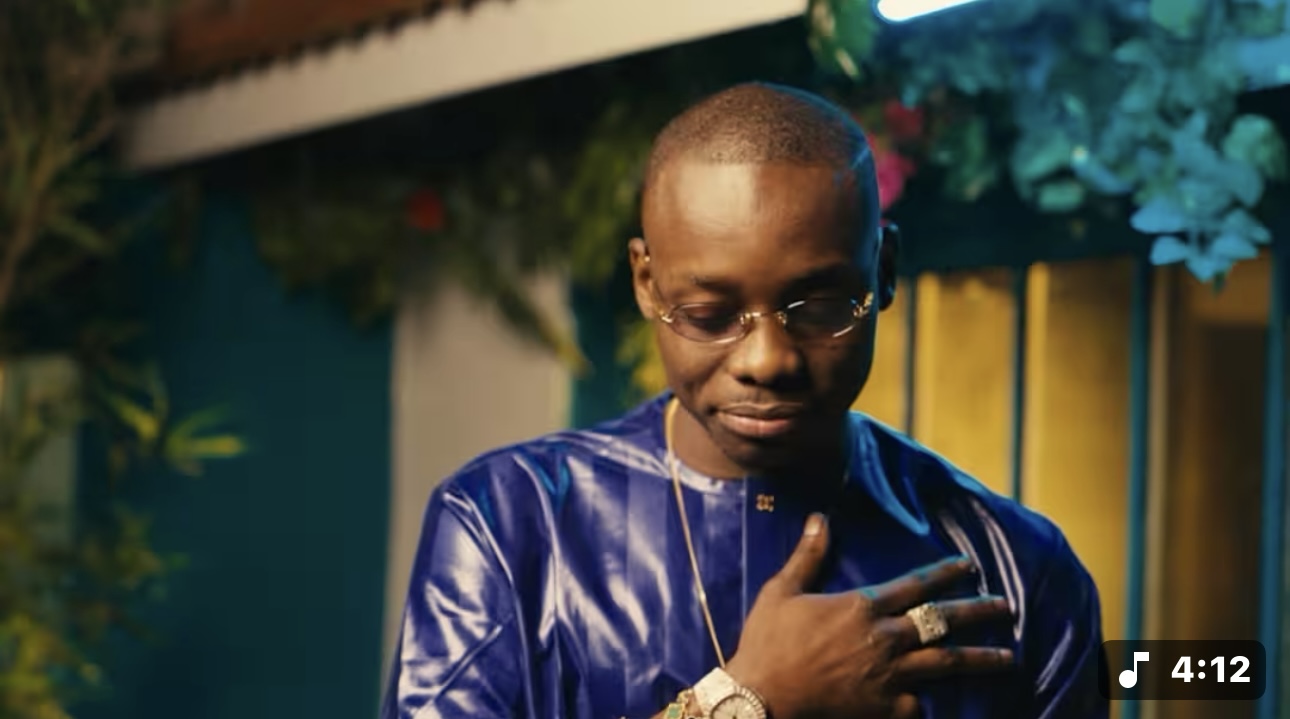 Sidiki Diabaté: Le Prince de la Kora de retour au Mali avec « Attaquer »