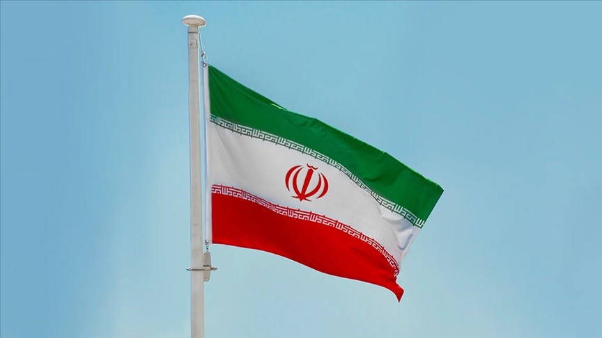 Israël frappe une base aérienne en Iran : 78 morts à Téhéran