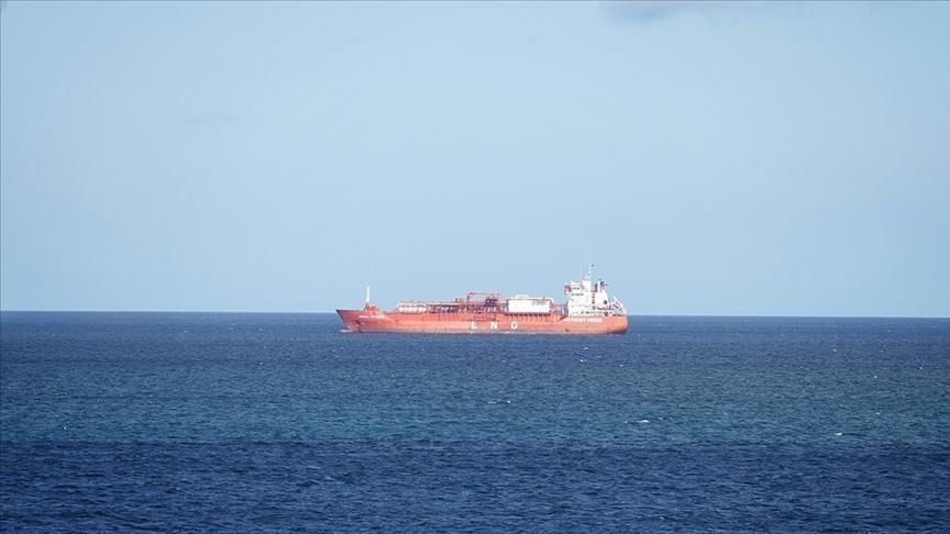 L’Iran menace de fermer le détroit d’Hormuz après les frappes israéliennes