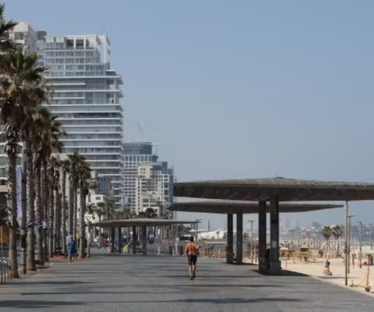 Tel-Aviv sous tension : Après une attaque israélienne, la ville se vide par peur de représailles