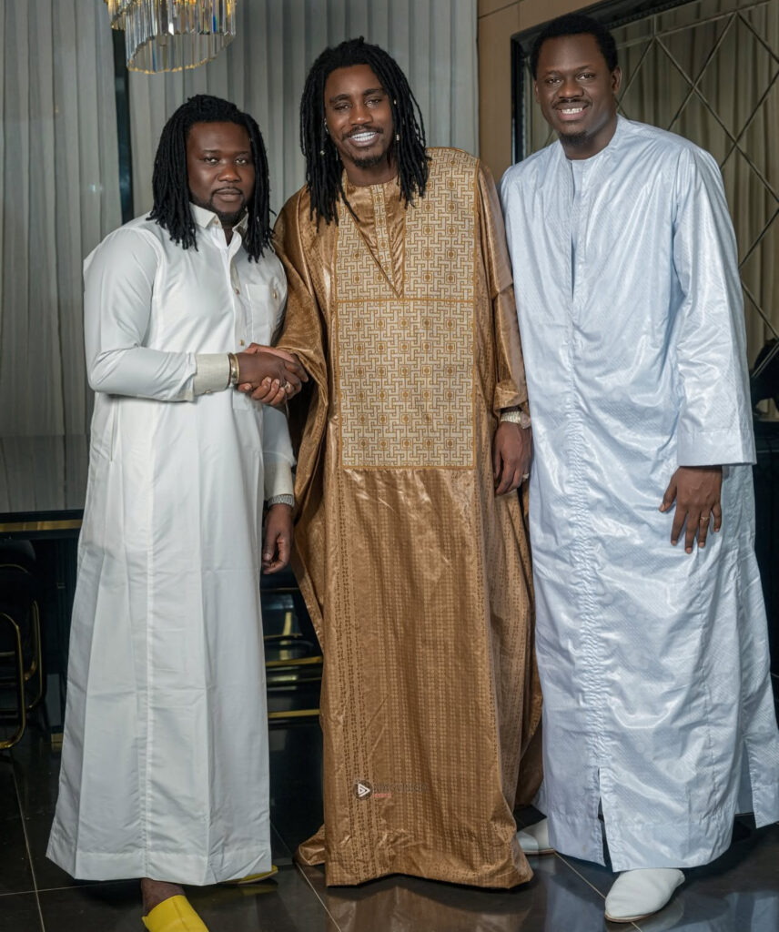 Wally Seck célèbre la Tabaski 2025 avec sa famille : moments de joie capturés