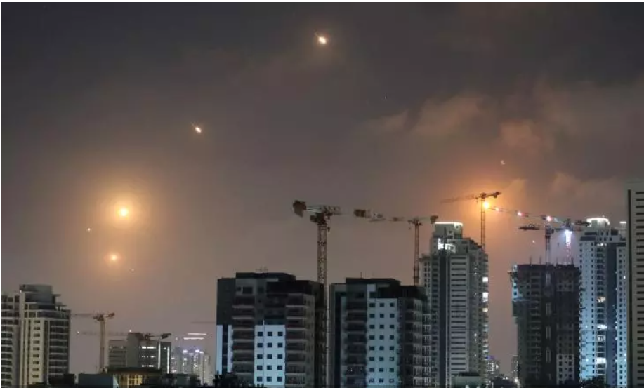 Pluie de feu sur Israël : L’Iran déclenche une riposte d’ampleur avec des missiles balistiques