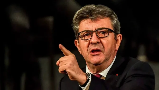Palestine: Mélenchon alerte sur le sort de la journaliste Rima Hassan