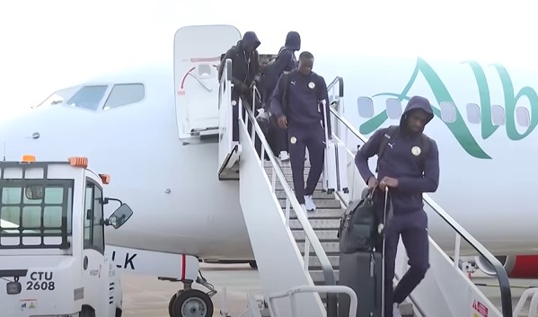 (Vidéo) Foot: Les Lions du Sénégal débarquent à Nottingham pour défier l’Angleterre