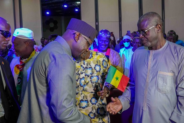 « Nous pouvons nous passer du FMI » : Sonko tend la main aux Sénégalais de Côte d’Ivoire