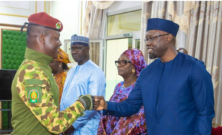 Sénégal-Burkina : La visite de Sonko pourrait ouvrir la voie à une entente militaire, selon Maurice Soudieck Dione