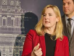 États-Unis : Melissa Hortman et son mari, victimes d’un assassinat politique selon Tim Walz.
