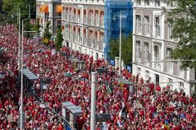 Manifestation à La Haye : 150 000 personnes réclament justice pour Gaza.