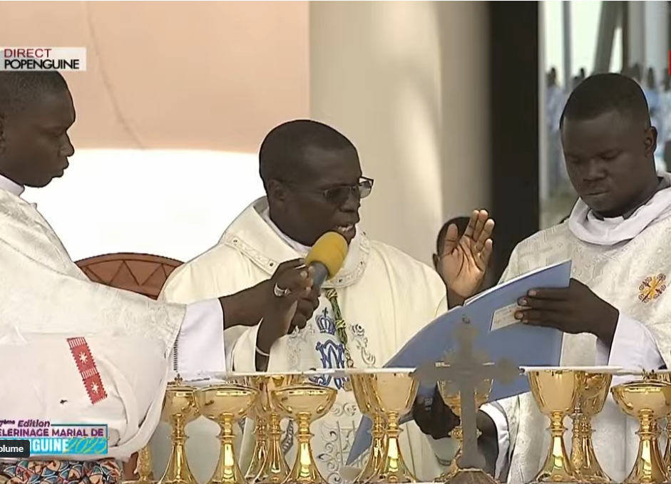 Popenguine 2025 : “Marie nous entraîne vers les sommets de la foi” – Mgr Victor Ndione