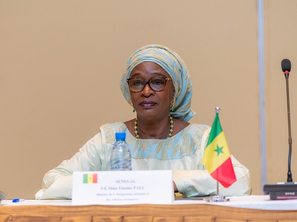 Yassine Fall rend hommage aux femmes  diplomates : "la voix qui change le monde"