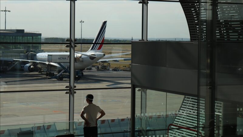 France : Grève des contrôleurs aériens, perturbations majeures attendues dans les aéroports