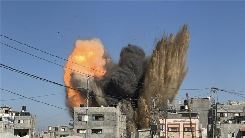 Gaza : L'armée israélienne ordonne l'évacuation de plusieurs quartiers de Khan Younès avant une "attaque militaire imminente"