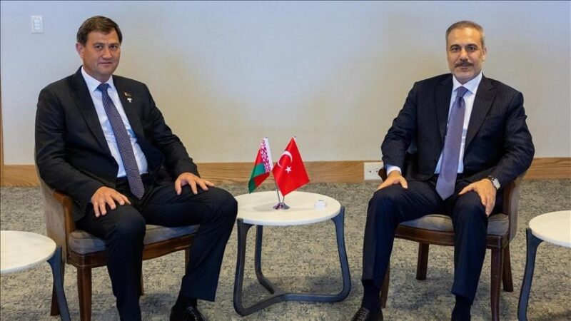 Brésil : Rencontre entre Hakan Fidan et son homologue biélorusse en marge du sommet des BRICS