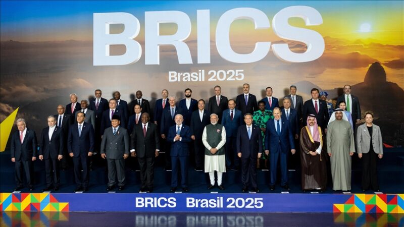 Donald Trump menace les BRICS de droits de douane de 10%