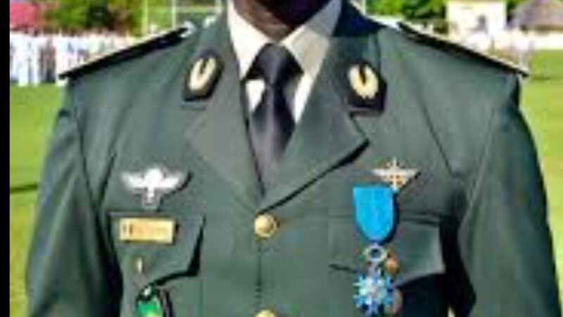 Escroquerie au nom du Général Cissé : un imposteur démasqué après avoir extorqué 19 millions FCFA à des Turcs