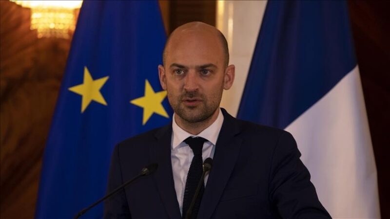 Menace de droits de douane américains : La France dénonce un « chantage »