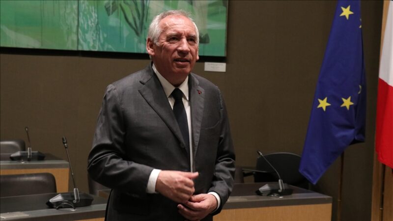 France : François Bayrou dévoile un plan d'urgence pour réduire le déficit public de 43,8 milliards d'euros