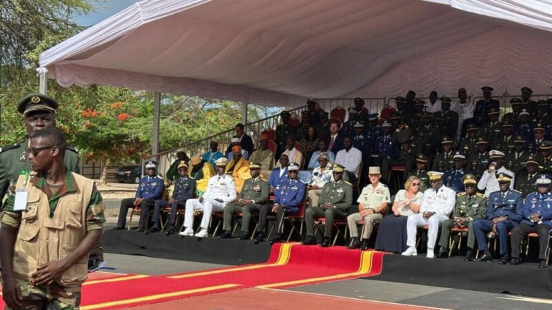 Décolonisation et présence militaire : Zaynab Sangaré analyse les relations post-coloniales de l’Afrique