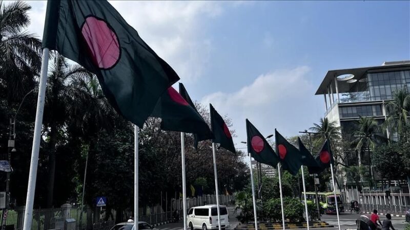 Crash d'un avion d'entraînement au Bangladesh : 19 morts sur un campus universitaire de Dhaka