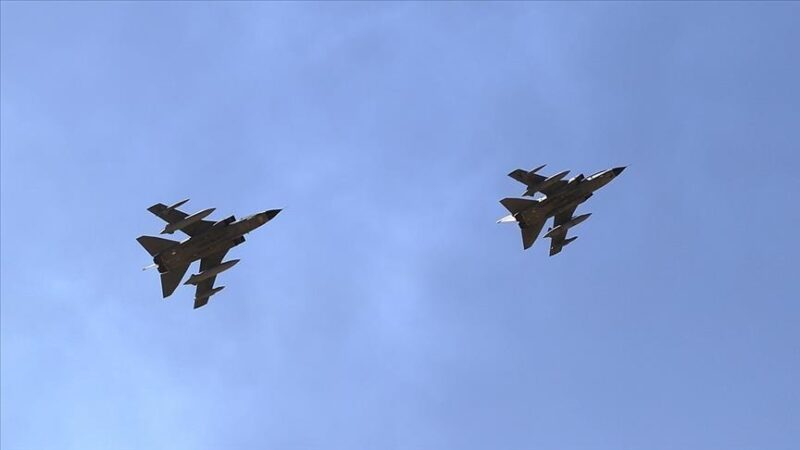 Crash d'un Mirage-2000 en Ukraine : le pilote s'éjecte et survit