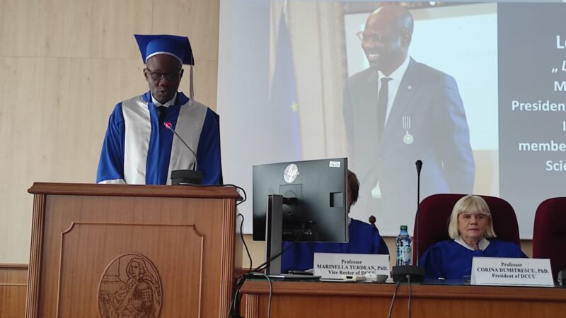 Roumanie : Cheikh Tidiane Gaye, Docteur Honoris Causa de l’Université de Bucarest