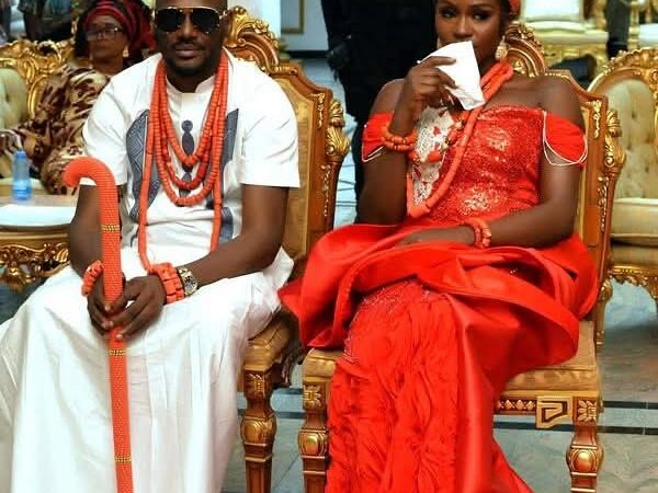 Nigeria : Photos du mariage traditionnel de 2Baba et Natasha Osawaru font le buzz
