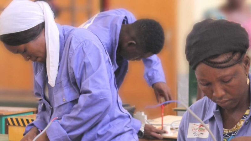 200 formateurs recherchés: l’État recrute massivement pour la formation professionnelle...