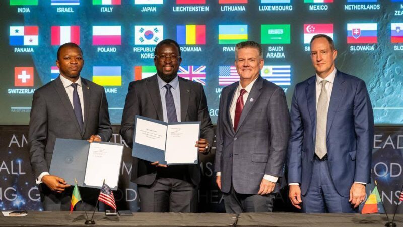 Le Sénégal devient le 56e signataire des Accords Artemis après la rencontre entre Diomaye Faye et Trump