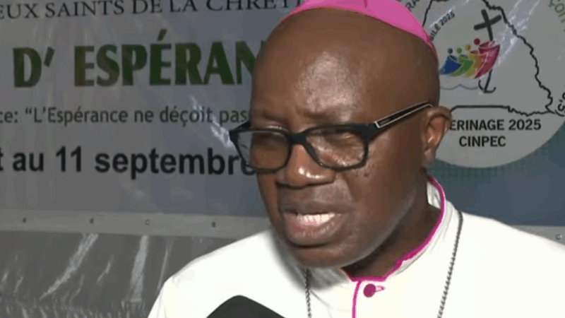 Pèlerinage Lieux saints chrétienté : « Un esprit de sacrifice », Mgr Paul Abel Manga