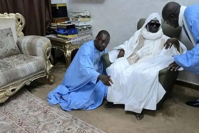 Touba : Ousmane Sonko reçu par le Khalife général des Mourides