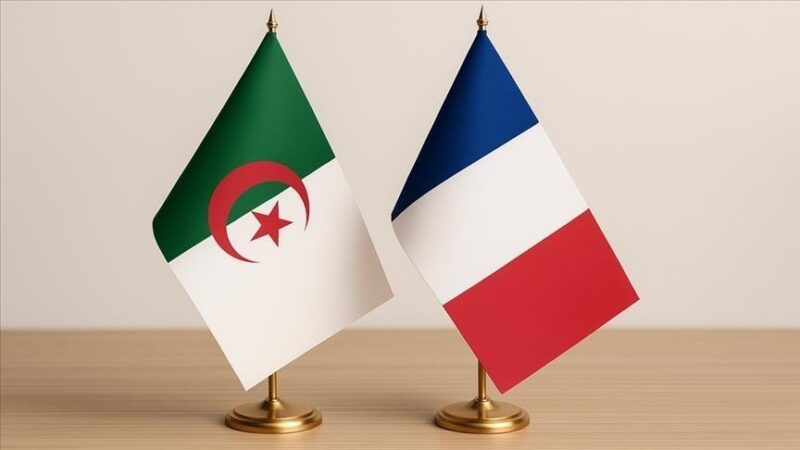 Tensions France-Algérie : Macron demande des mesures face au "défaut de coopération" d'Alger