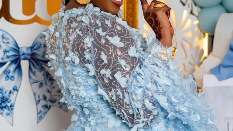 Baptême de l&rsquo;enfant de Dior Mbaye : une cérémonie élégante et sobre