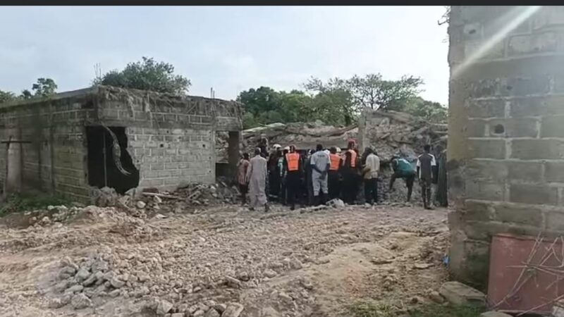 Effondrement à Sédhiou : les secours retrouvent 2 morts sous les décombres