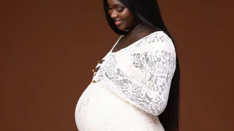 Mariétou, heureuse maman d&rsquo;une petite « princesse » : l&rsquo;actrice partage sa joie sur Snapchat (Photos)