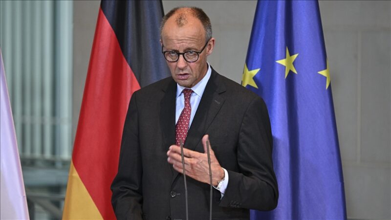 Alaska : Merz exhorte Poutine à un cessez-le-feu en Ukraine et à saisir l'opportunité diplomatique