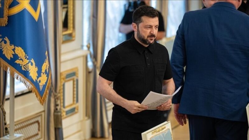 Volodymyr Zelensky discute de sécurité et de sanctions avec la Norvège et l'UE
