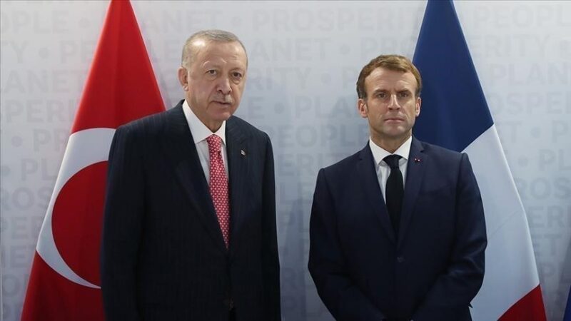 Macron remercie Erdogan pour la collaboration de la Türkiye dans la recherche d'un cessez-le-feu en Ukraine