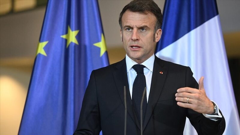 Emmanuel Macron et Cyril Ramaphosa : Un entretien téléphonique sur la gouvernance mondiale et les crises internationales