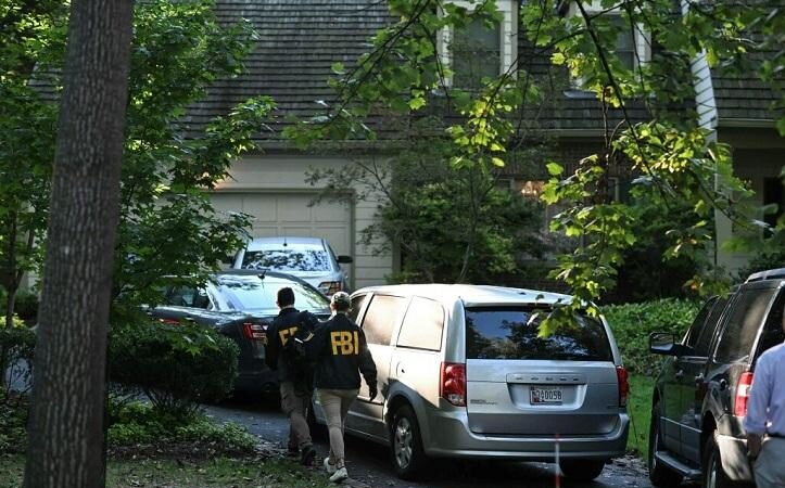 Perquisition au domicile de John Bolton : le FBI enquête sur des documents classifiés