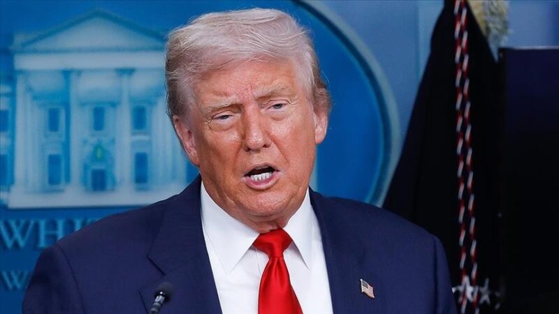 Donald Trump accuse ABC et NBC de « fausses informations » et réclame la révocation de leurs licences