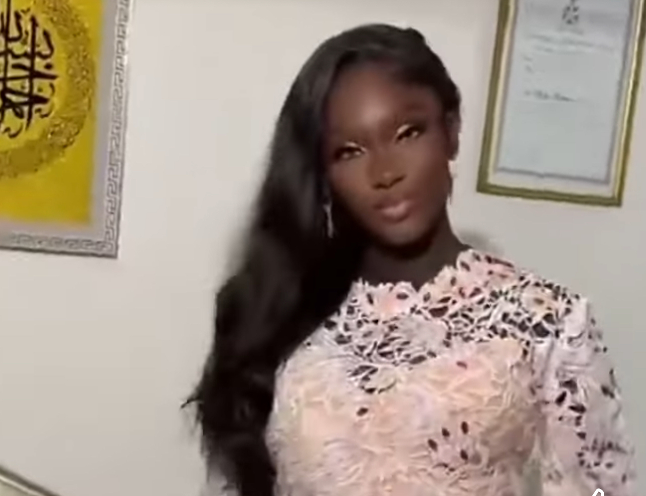 Mariétou de « Famille Sénégalaise » célèbre le baptême de sa fille avec élégance et tradition
