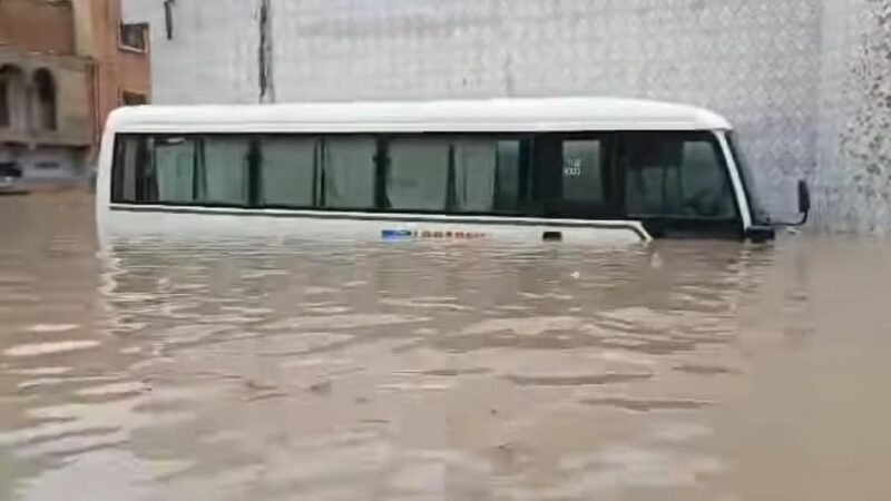 Après les fortes pluies, Parcelles Assainies sous les eaux (photo)