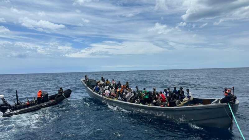 Sénégal – Emigration irrégulière : La Marine nationale intercepte une pirogue de 147 migrants
