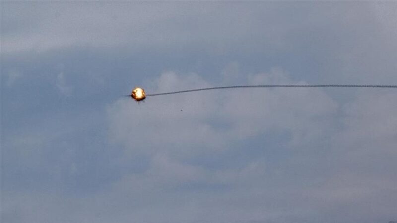 Mer Rouge : Un pétrolier israélien ciblé par un missile houthi, représailles annoncées pour Gaza