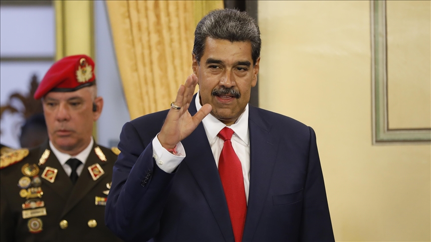 Venezuela : Maduro dénonce le déploiement militaire américain dans les Caraïbes