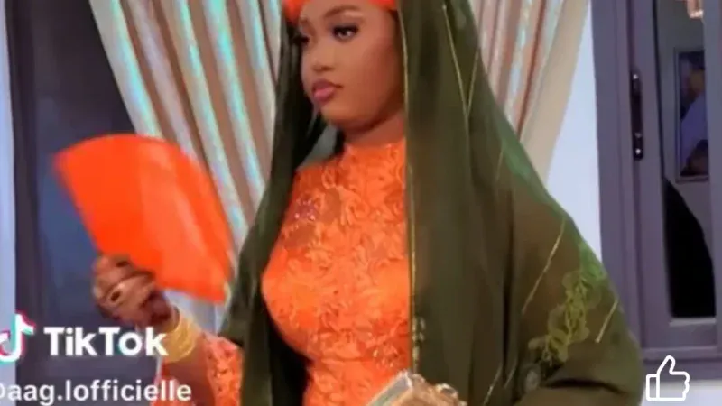 Gamou chez Oustaz Modou Fall : L&rsquo;élégance d&rsquo;Awa et ses sagnsés captivent le public (Vidéo)