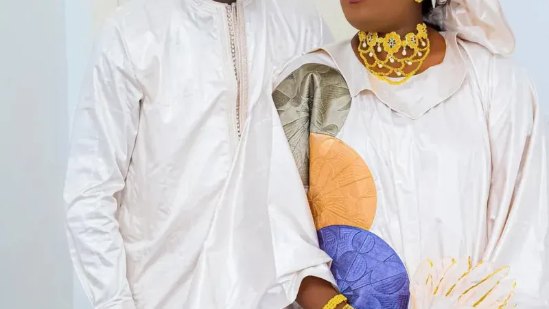 Bijoux Ngoné, élégante au Gamou de Tivaouane aux côtés de son mari