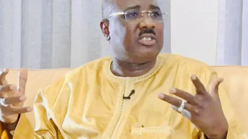 Farba Ngom : L&rsquo;avocat alerte sur le risque de mort subite et réclame sa libération